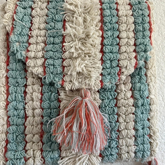 Chloe & Lex Boho bag - Picture 3 of 9